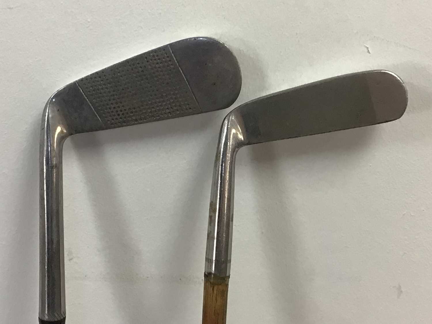 Lot 286 - A GROUP OF HICKORY AND STEEL SHAFTED GOLF CLUBS