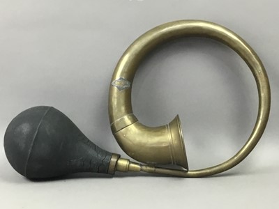 Lot 229 - A BRASS CAR HORN