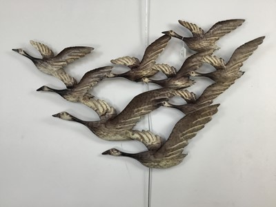 Lot 215 - A MODERN SCULPTURE OF GEESE IN FLIGHT