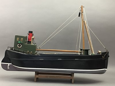 Lot 231 - A MODEL OF A FISHING VESSEL