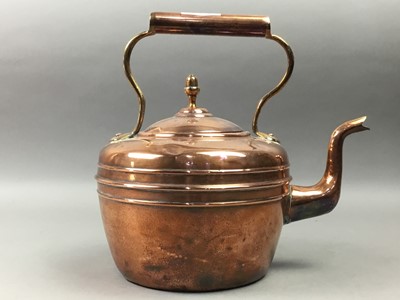 Lot 316 - A VICTORIAN COPPER KETTLE, JELLY PAN AND BED WARMING PAN