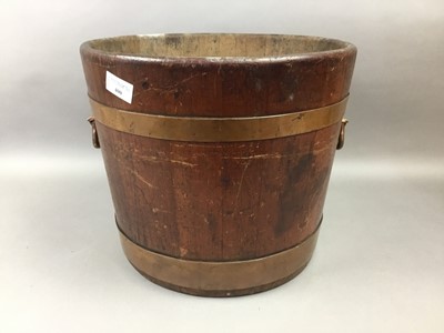 Lot 400 - AN OAK AND COPPER PLANTER