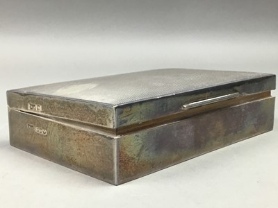 Lot 420 - A SILVER CIGARETTE BOX