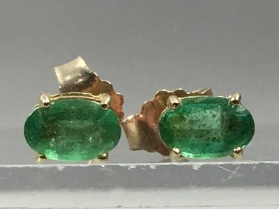 Lot 463 - A COLLECTION OF GEM SET JEWELLERY