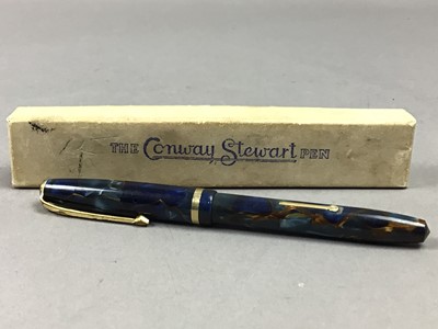 Lot 464 - A CONWAY STEWART FOUNTAIN PEN