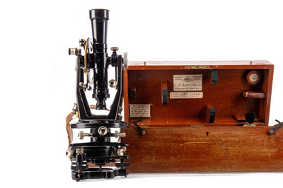 Lot 670 - AN EARLY 20TH CENTURY THEODOLITE, BY E.R. WATTS & SON OF LONDON