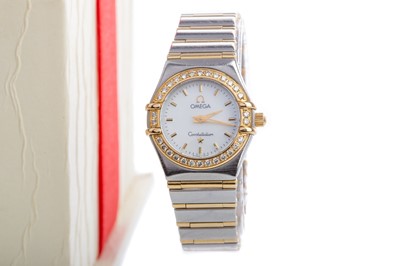 Lot 871 - A LADY'S OMEGA CONSTELLATION DIAMOND SET STAINLESS STEEL QUARTZ WRIST WATCH