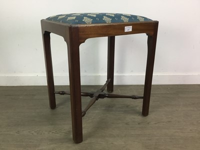 Lot 629 - A MAHOGANY DRESSING STOOL