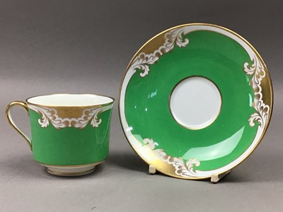 Lot 606 - A SPODE PART TEA SERVICE
