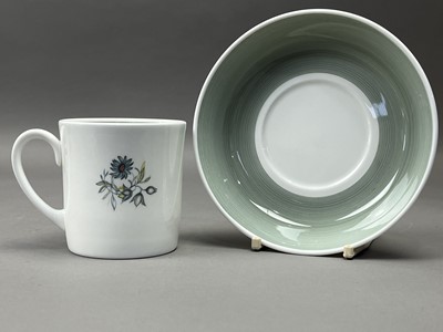 Lot 608 - A GROUP OF SUSIE COOPER TEA AND COFFEE WARE
