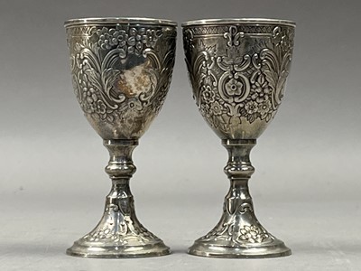 Lot 405A - A COLLECTION OF SILVER AND PLATE