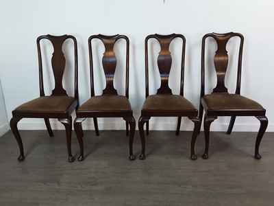 Lot 180A - AN EARLY 20TH CENTURY MAHOGANY DINING TABLE, CHAIRS AND SIDEBOARD