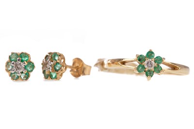 Lot 586 - EMERALD AND DIAMOND RING AND EARRINGS