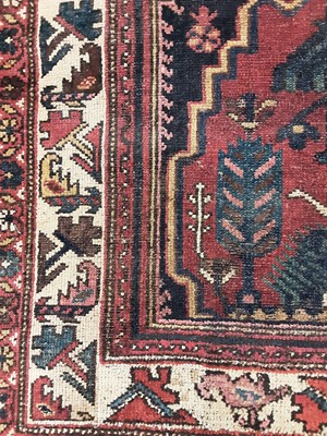 Lot 870 - A PERSIAN HAMADAN RUG