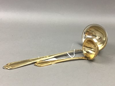 Lot 3 - SOVEREIGN FINE CHINA PAINTED BY D. J. CLEWES