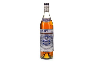 Lot 140 - MARTELL THREE STAR COGNAC 24 FL OZ