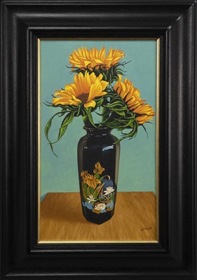 Lot 207 - SUNFLOWERS IN A JAPANESE VASE, AN OIL BY GRAHAM MCKEAN