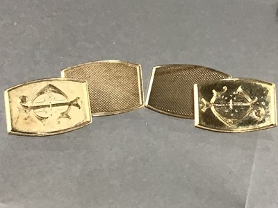 Lot 76 - A PAIR OF NINE CARAT GOLD CUFFLINKS