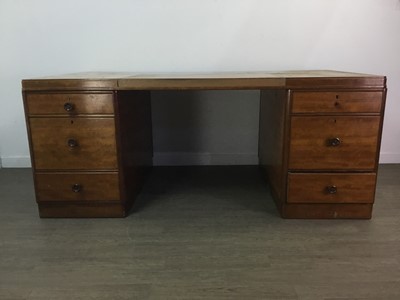 Lot 406 - A MID-20TH CENTURY MAHOGANY TWIN PEDESTAL WRITING DESK BY GIMSON & SLATER