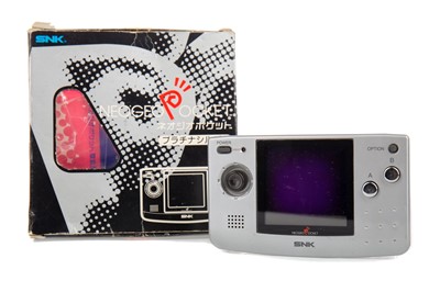 Lot 1098 - AN SNK NEO GEO POCKET CONSOLE