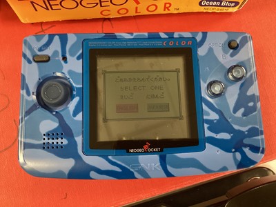 Lot 1017 - AN SNK NEO GEO POCKET COLOUR CONSOLE