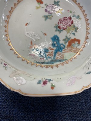 Lot 1074 - 18TH CENTURY CHINESE OCTAGONAL SOUP PLATE