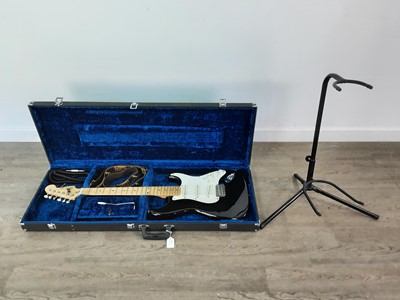 Lot 675 - A FENDER SQUIER STRATOCASTER ELECTRIC GUITAR