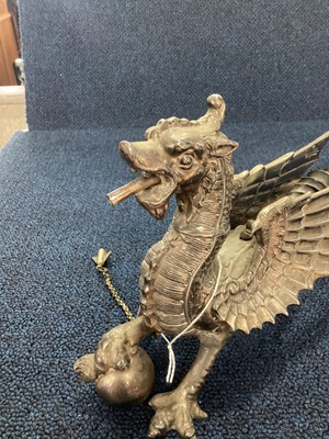 Lot 96 - WALKER & HALL, GOOD SILVER PLATE AND ANTELOPE HORN DRAGON TABLE CIGAR LIGHTER