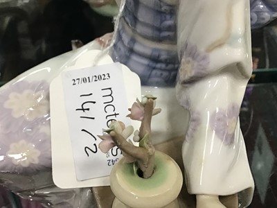 Lot 141 - TWO LADRO FIGURES