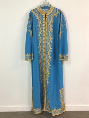 Lot 144 - A TURQUOISE KAFTAN