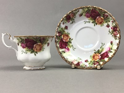 Lot 148 - AN EXTENSIVE ROYAL ALBERT 'OLD COUNTRY ROSES' TEA SERVICE