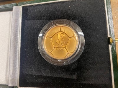 Lot 11 - GOLD PROOF TWO POUND COIN