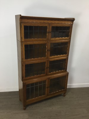 Lot 908 - A GOOD SET OF THREE EARLY 20TH CENTURY OAK STACKING BOOKCASES