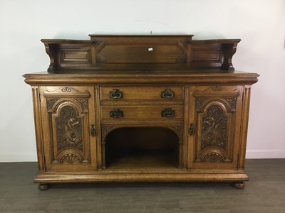 Lot 210 - A VICTORIAN OAK SIDEBOARD
