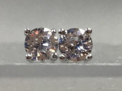 Lot 237 - A GROUP OF SILVER AND OTHER EARRINGS