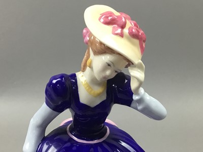 Lot 269 - A GROUP OF FIVE ROYAL DOULTON FIGURES