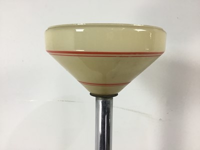 Lot 282 - A RETRO FLOOR LAMP