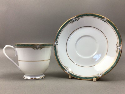 Lot 306 - A NORITAKE 'GLENABBEY' PATTERN PART DINNER SERVICE