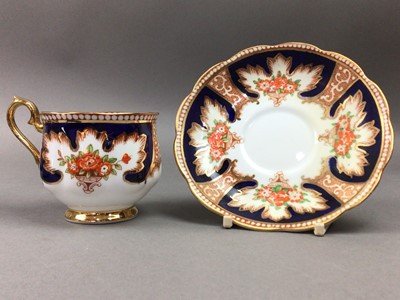 Lot 403 - A ROYAL ALBERT 'ROYALTY' PATTERN PART TEA AND DINNER SERVICE
