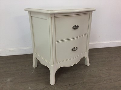 Lot 343 - A MARK DEVANEY WHITE BEDROOM SUITE
