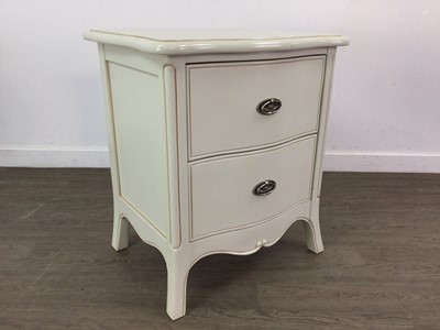 Lot 343 - A MARK DEVANEY WHITE BEDROOM SUITE