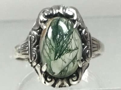 Lot 443 - A COLLECTION OF COSTUME JEWELLERY