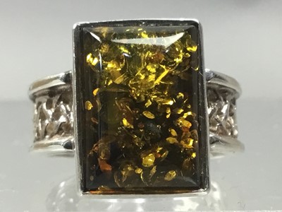 Lot 445 - A COLLECTION OF COSTUME JEWELLERY & SILVER