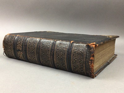 Lot 364 - AN EARLY 20TH CENTURY FAMILY BIBLE AND PHOTOGRAPHS