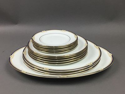 Lot 520 - WEDGWOOD 'CAVENDISH' PATTERN DINNER WARE