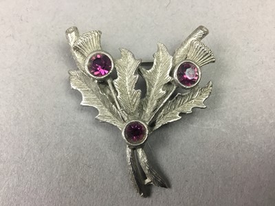 Lot 379 - A LOT OF COSTUME JEWELLERY