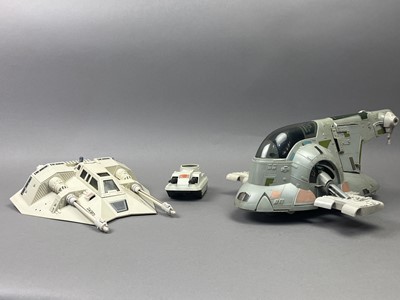 Lot 1075 - A LOT OF VINTAGE STAR WARS SHIP AND VEHICLE MODELS