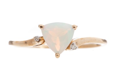 Lot 416 - OPAL AND DIAMOND RING