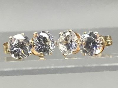 Lot 183 - A PAIR OF CUBIC ZIRCONIA EARRINGS