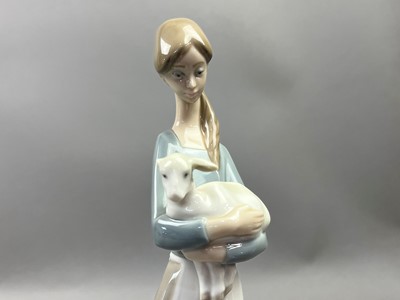 Lot 589 - TWO LLADRO FIGURES AND OTHER OBJECTS